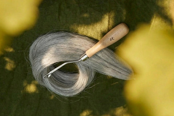 Braiding Hook — product view